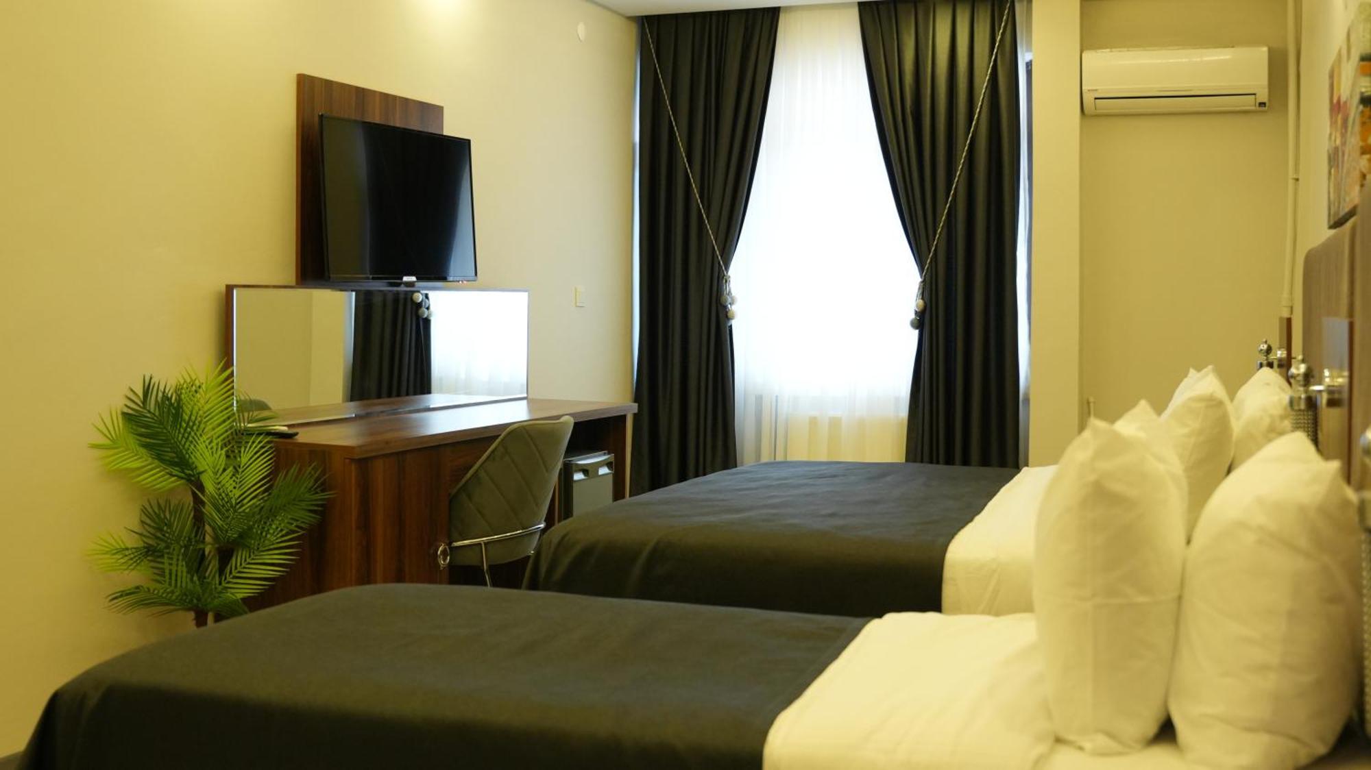 Çınarcık Grand Krone Hotel מראה חיצוני תמונה